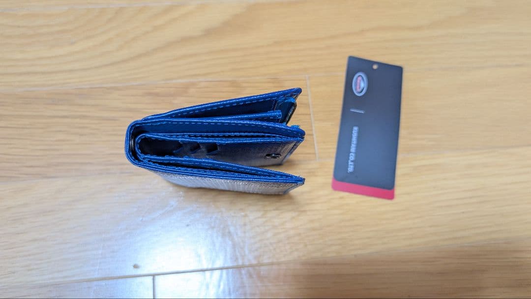 クシタニ　ファスナー付2つ折り財布（P-4323）