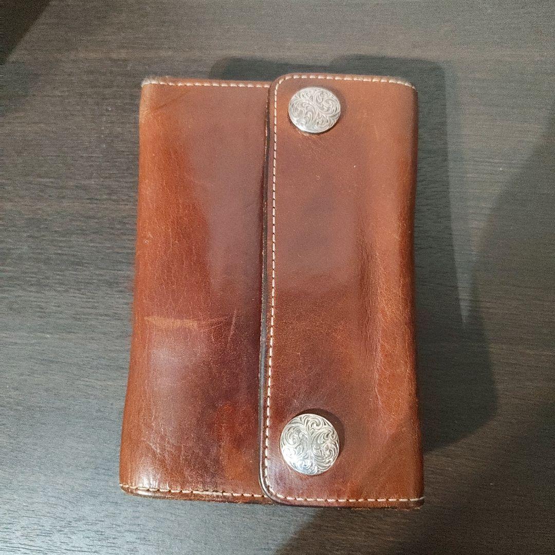 【匿名発送】FUNNY　ファニー　三つ折り　財布　グラブ　ダブルコンチョ　ミドル