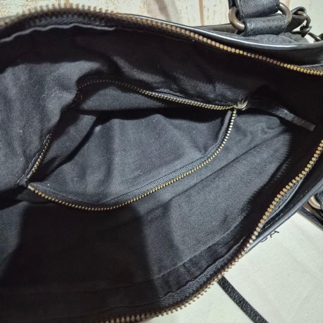 BALENCIAGA FIRST バレンシアガ ザ・ファースト