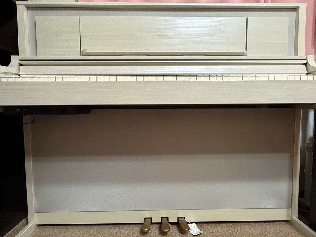 む*ん様 電子ピアノ LX706GP 白【椅子、遮音カーペット、ヘッドホン付】