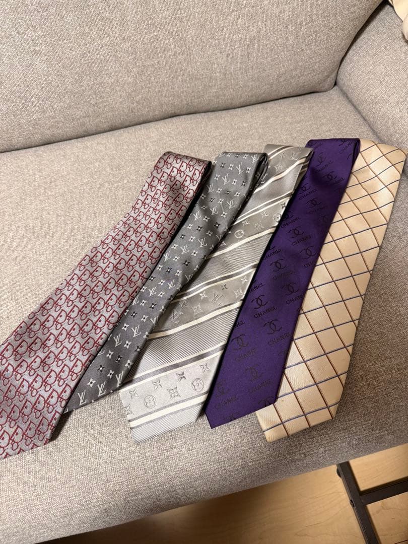 【ネクタイ5本セット】Dior/VUITTON /CHANEL/Burberry