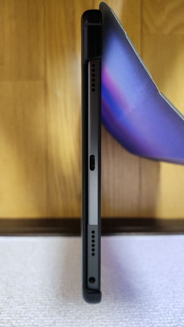 Lenovo Tab M10 Plus 3rd Gen カバーケース付き