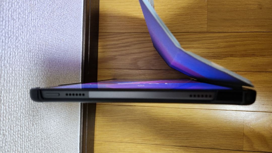 Lenovo Tab M10 Plus 3rd Gen カバーケース付き