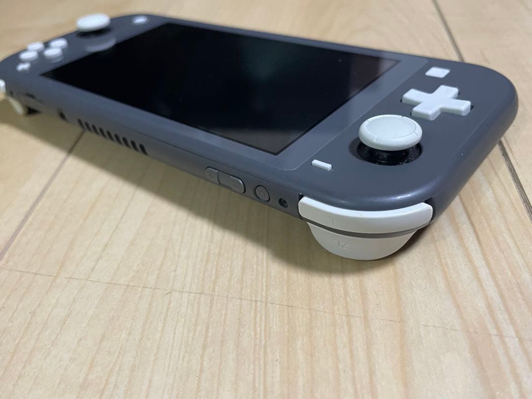 美品　Nintendo Switch Lite グレー 本体 オマケ付き