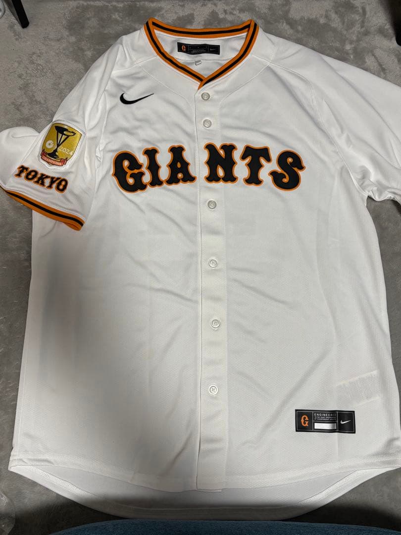 巨人 読売ジャイアンツ 岡本和真 ユニフォーム L 2024 優勝ワッペン