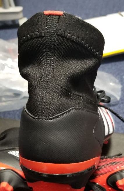 サッカー、スパイク、プレデター、サイズ28.0cm、新品、未使用