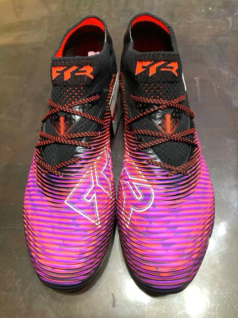 プーマ　フューチャー 8 アルティメットHG/AG TOPモデル25.0