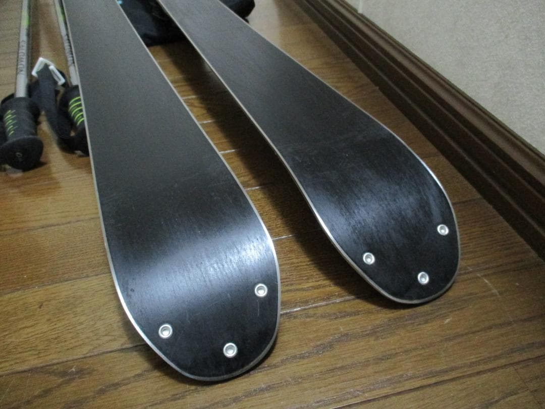 中古スキー SALOMON Flyer 161cm　ポール付 ツインチップ