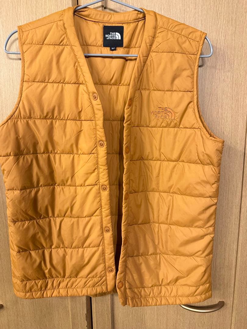 【ヤドカリ】THE NORTH FACE ダウンベスト オレンジ (S)