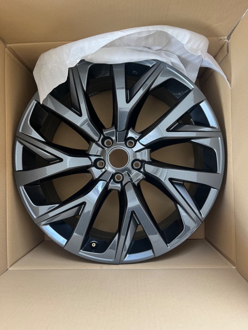 クラウンエステート　純正ホイール