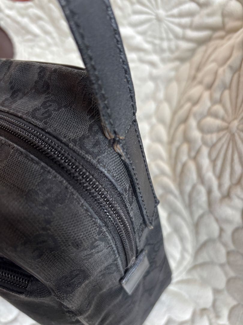 【訳あり】GUCCI GG柄 ブラック ナイロン ショルダーバッグ