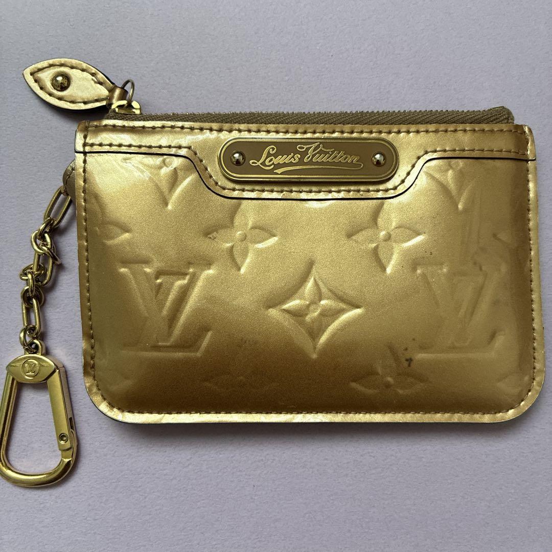 LOUIS VUITTON ヴェルニ ポシェットクレ