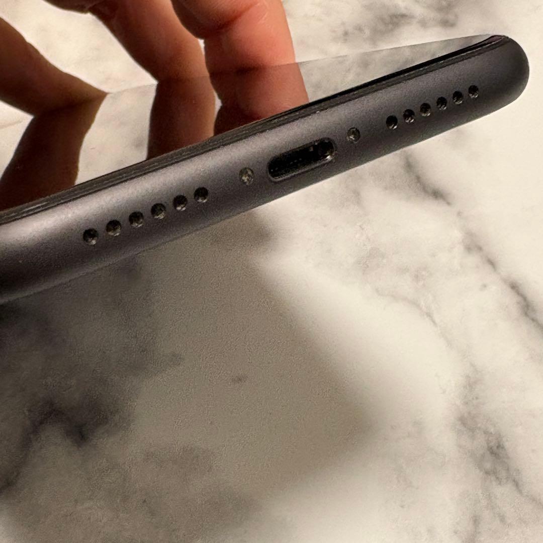 iPhone11 128GB ブラック 本体 SIMロック解除済み
