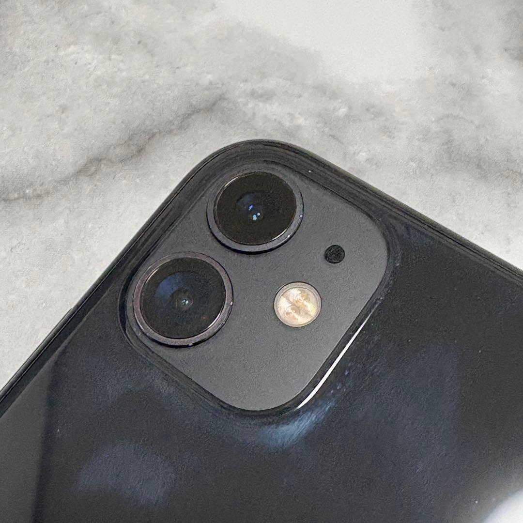 iPhone11 128GB ブラック 本体 SIMロック解除済み