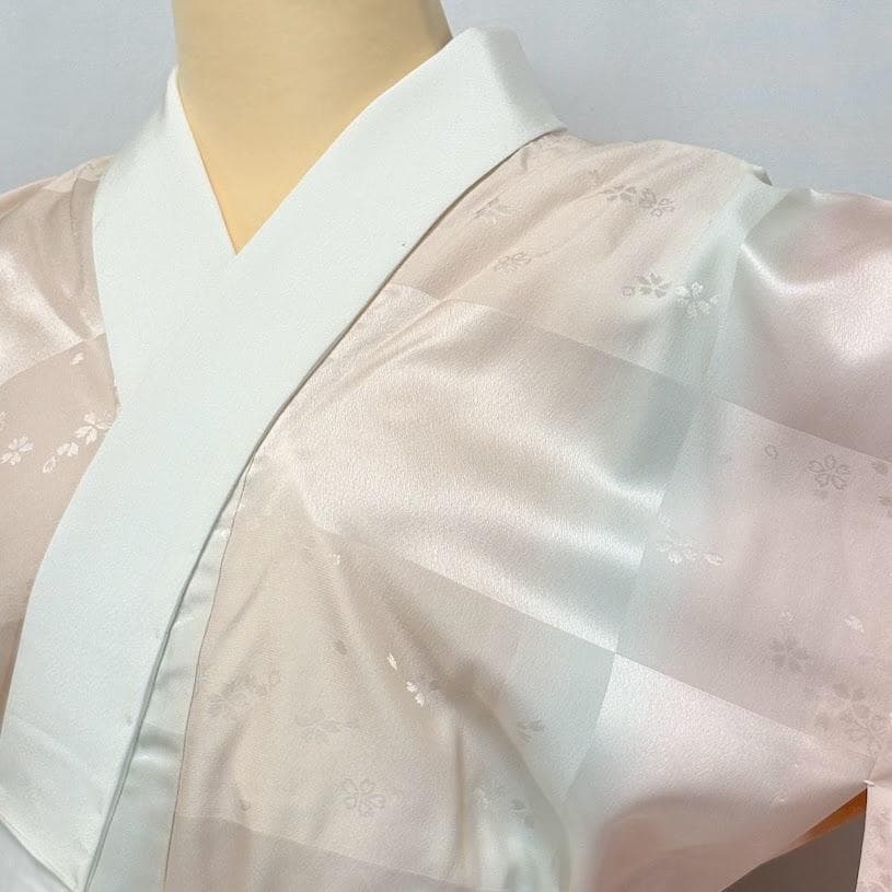 ゆりのはな　創世舎　長襦袢　立体裁断　地紋桜柄　袷　衣紋ぬき　日本製　D402