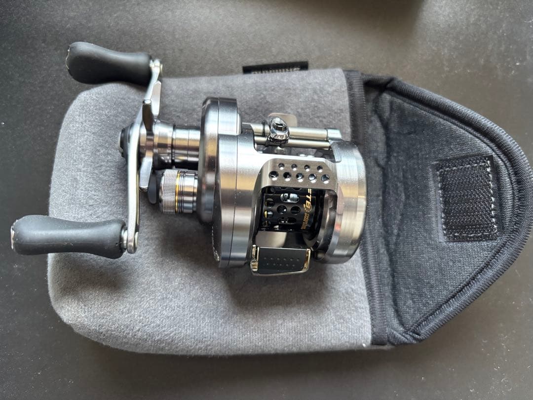 新品 17 カルカッタコンクエスト　BFS HG LEFT ハンドル 左 シマノ