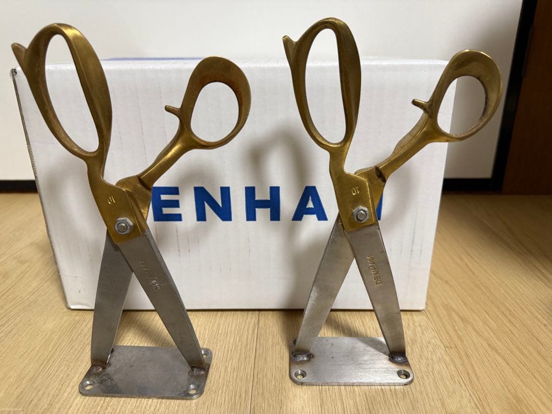 A1923【非売品】DENHAM ハサミ型ハンガーラック1本