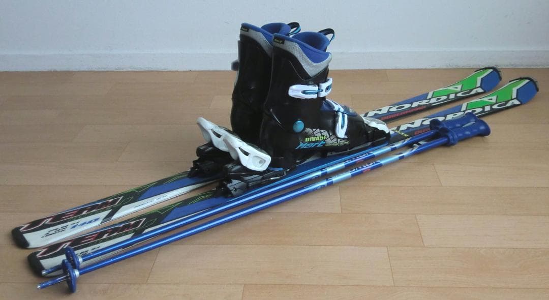 ■■送料無料■ノルディカ■ジュニア用スキー4点セット■140/24■WAX済■■