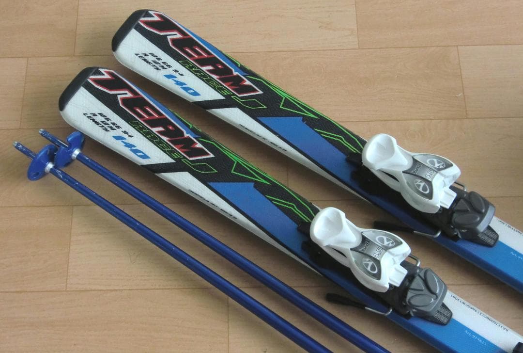 ■■送料無料■ノルディカ■ジュニア用スキー4点セット■140/24■WAX済■■