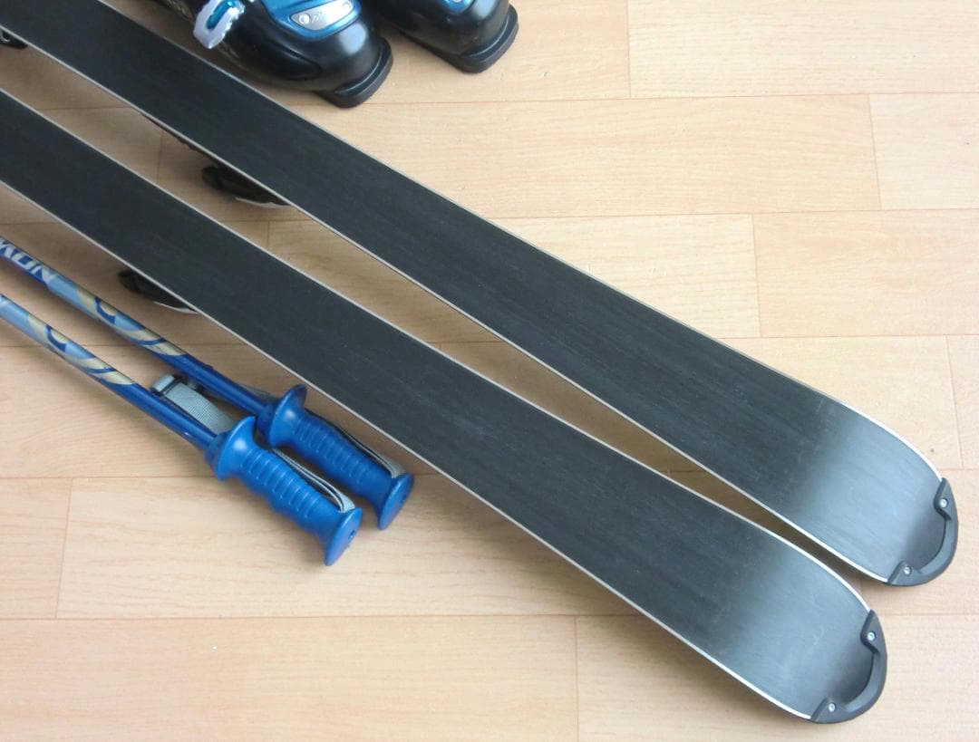 ■■送料無料■ノルディカ■ジュニア用スキー4点セット■140/24■WAX済■■