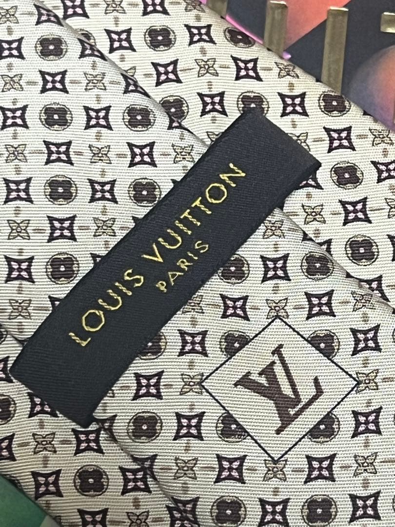 LOUIS VUITTON モノグラム ネクタイ　クリーニング済み