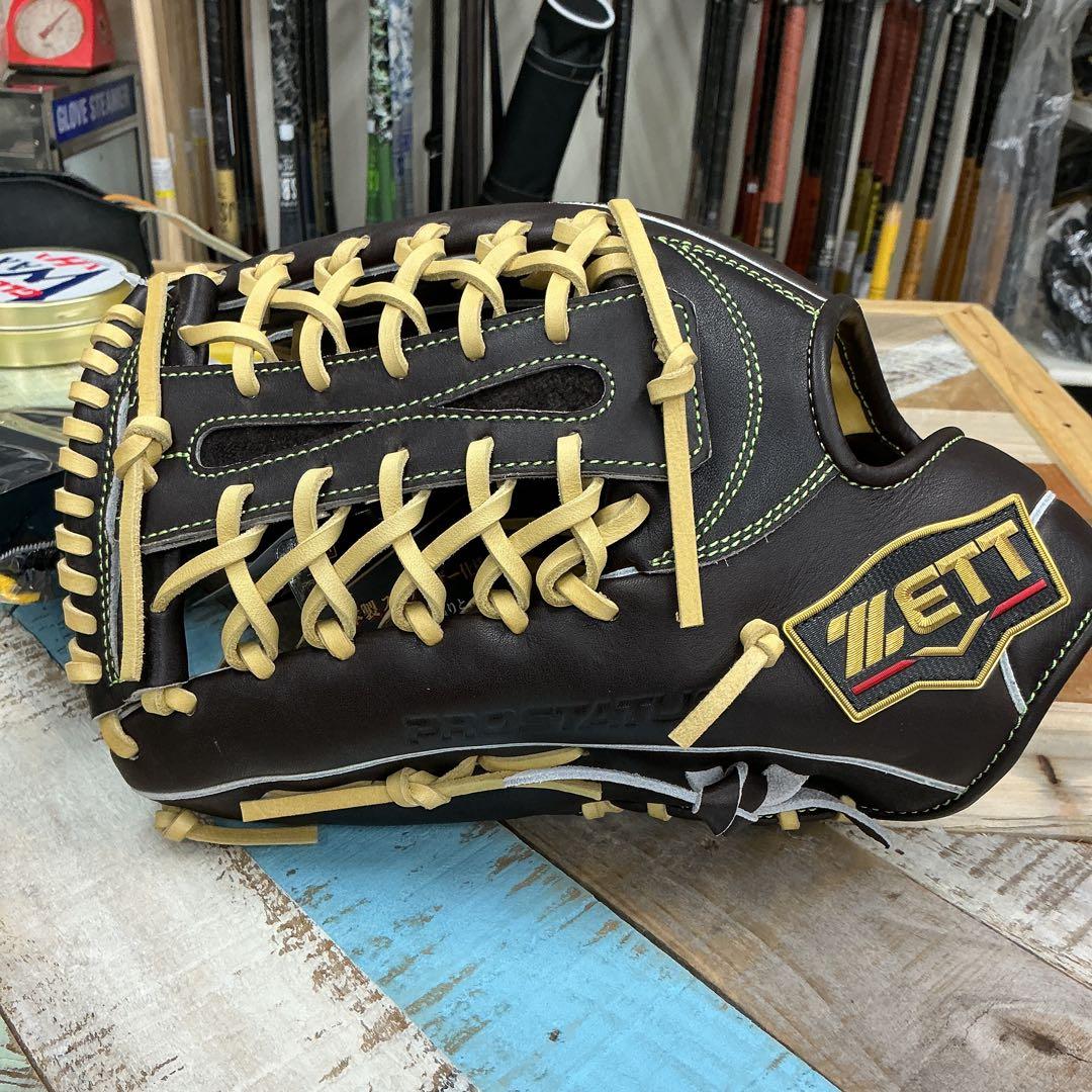 ゼットプロステイタス軟式外野手左用グローブ　ウエルダーラベル