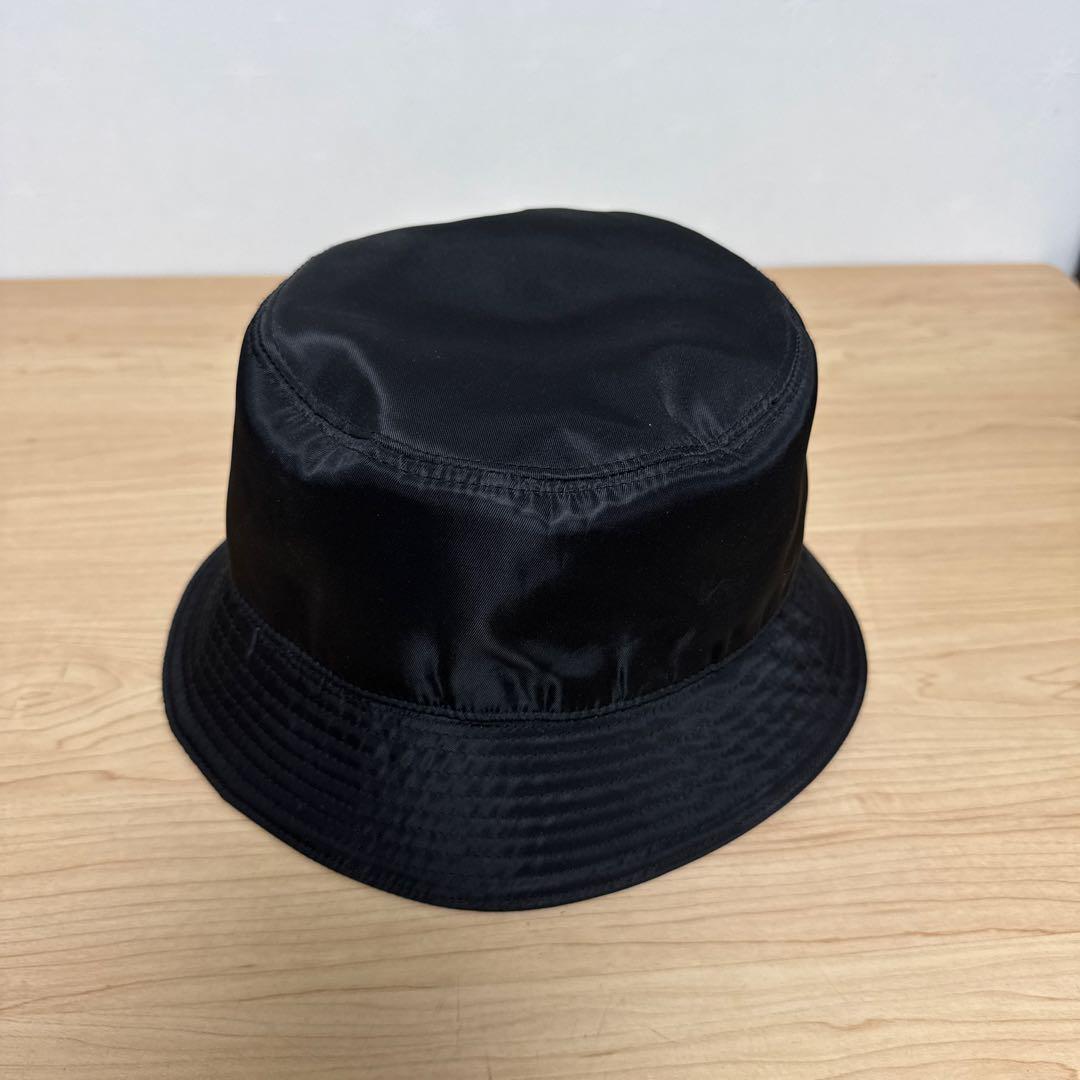 値下げ中 完全正規品 PRADA ブラック バケットハット M