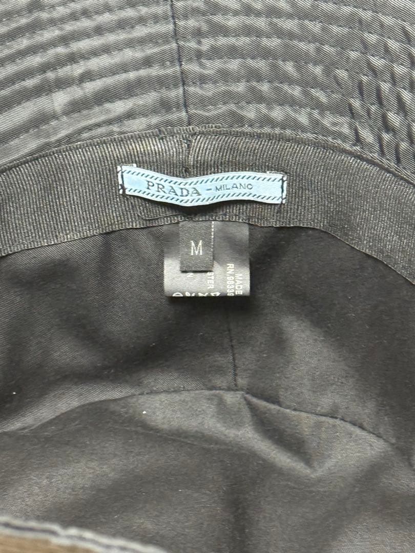 値下げ中 完全正規品 PRADA ブラック バケットハット M