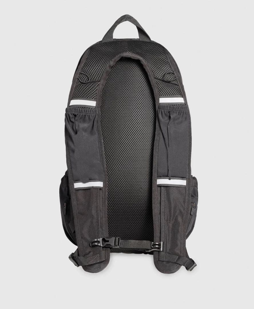 新品　未使用　海外限定　ジムシャーク　 ランニングバックパック