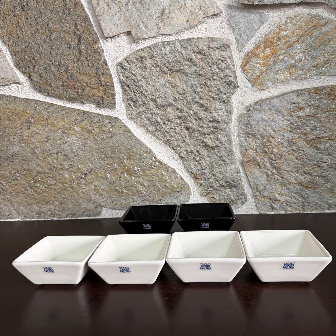 ARABIA アラビア　NERO スクウェアプレート　ブラック／ホワイト