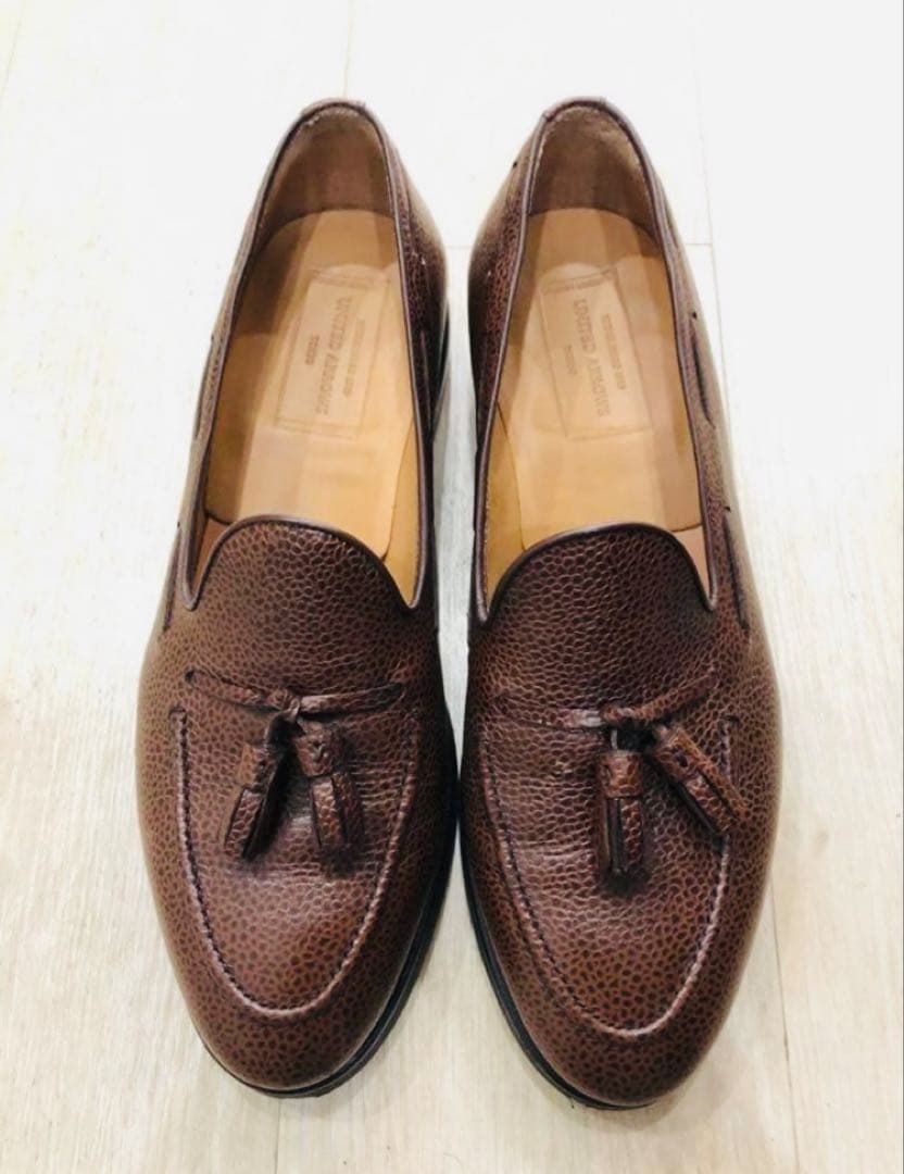 ブラウンレザー タッセルローファー