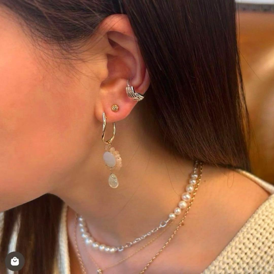 り*な様 未使用 agete ピアスチャーム ラブラドライト シェル アクアマリ