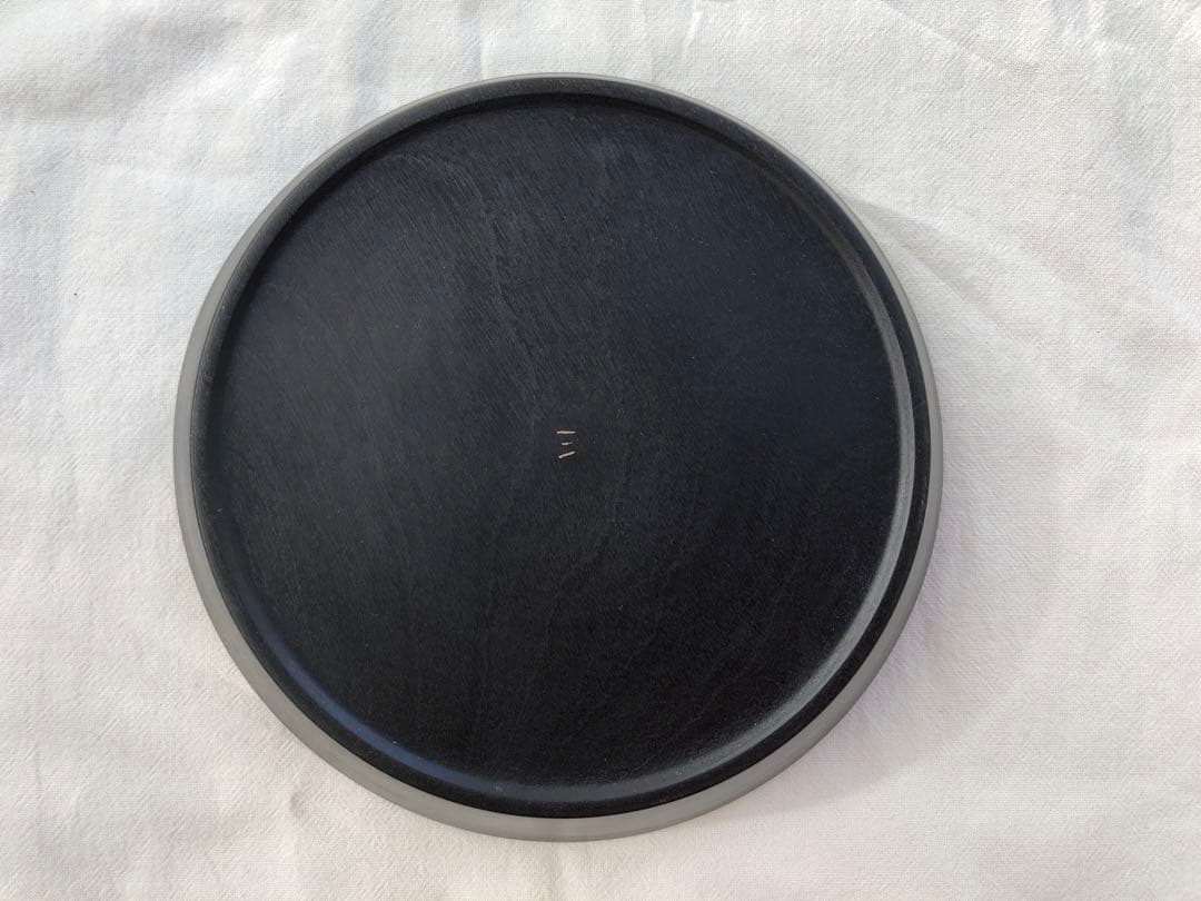 【希少】三谷龍二　黒漆と白漆のプレート　15cm
