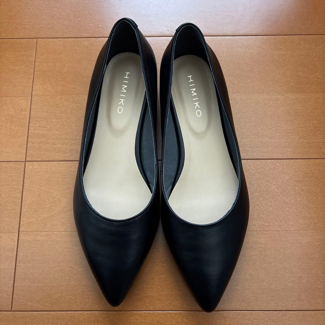 「HIMIKO」WEB限定デザイン ローヒールパンプ　ブラック　24cm