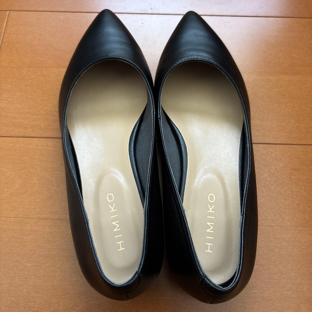 「HIMIKO」WEB限定デザイン ローヒールパンプ　ブラック　24cm