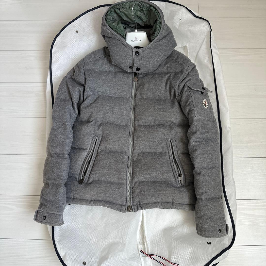 MONCLER モンジュネーブル1