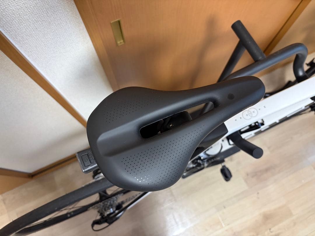 自転車本体 TREK Madone SL 5 Gen 8