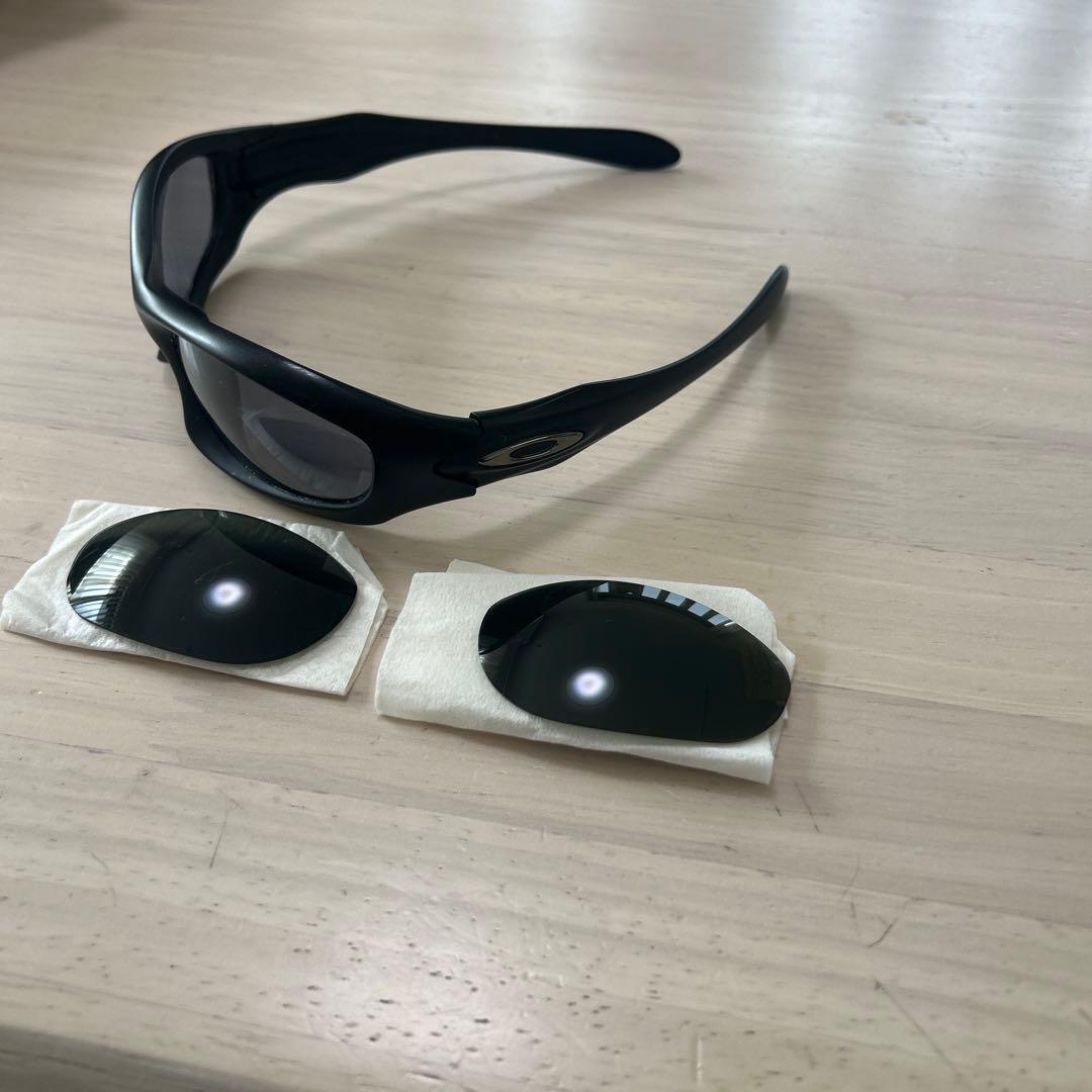 Oakley サングラス ブラックフレーム 交換用レンズ付きモンスタードック