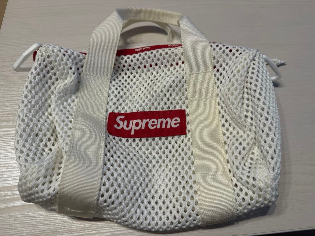 Supreme メッシュミニダッフルホワイト