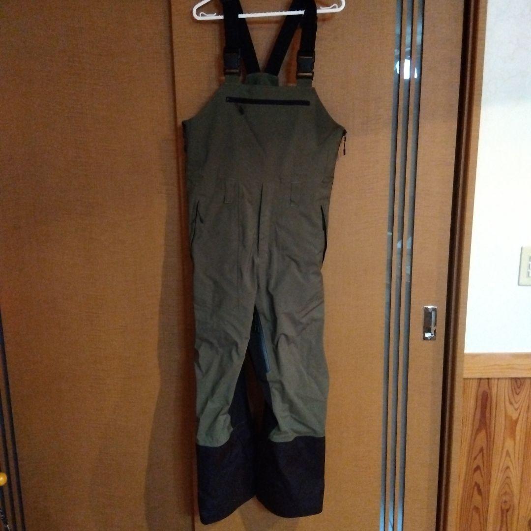 美品Mizuno スキーウェア 2025モデルオリーブグリーン