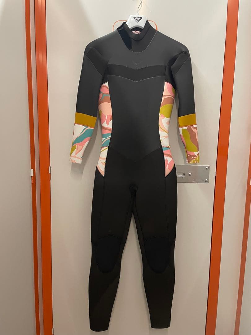 【新品•未試着•タグ付】ROXY ロキシー セミドライ 4/3㍉ Mサイズ