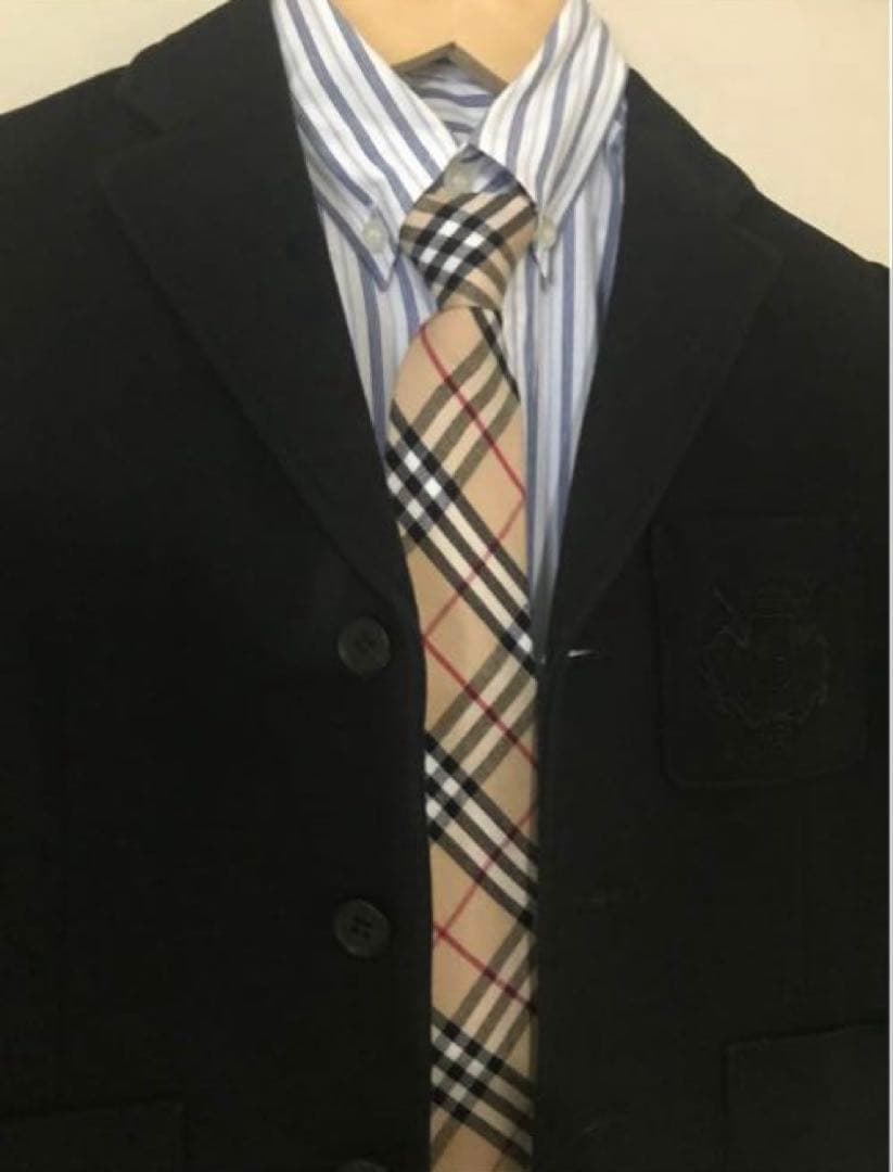 【yumi 】Burberry スーツ　入学式　120サイズ