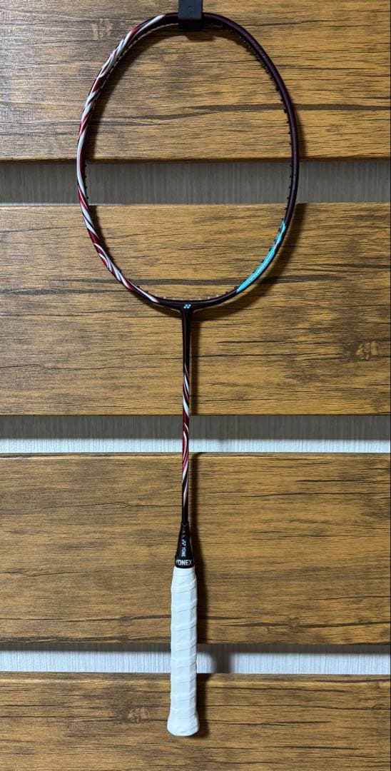 YONEX バドミントンラケット　クレナイ