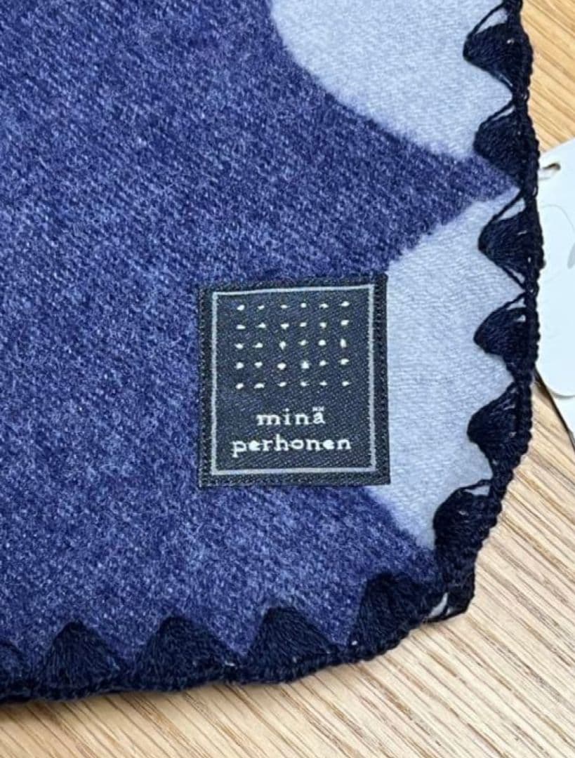 【新品】mina perhonenミナペルホネン　ブランケット　hanagumo