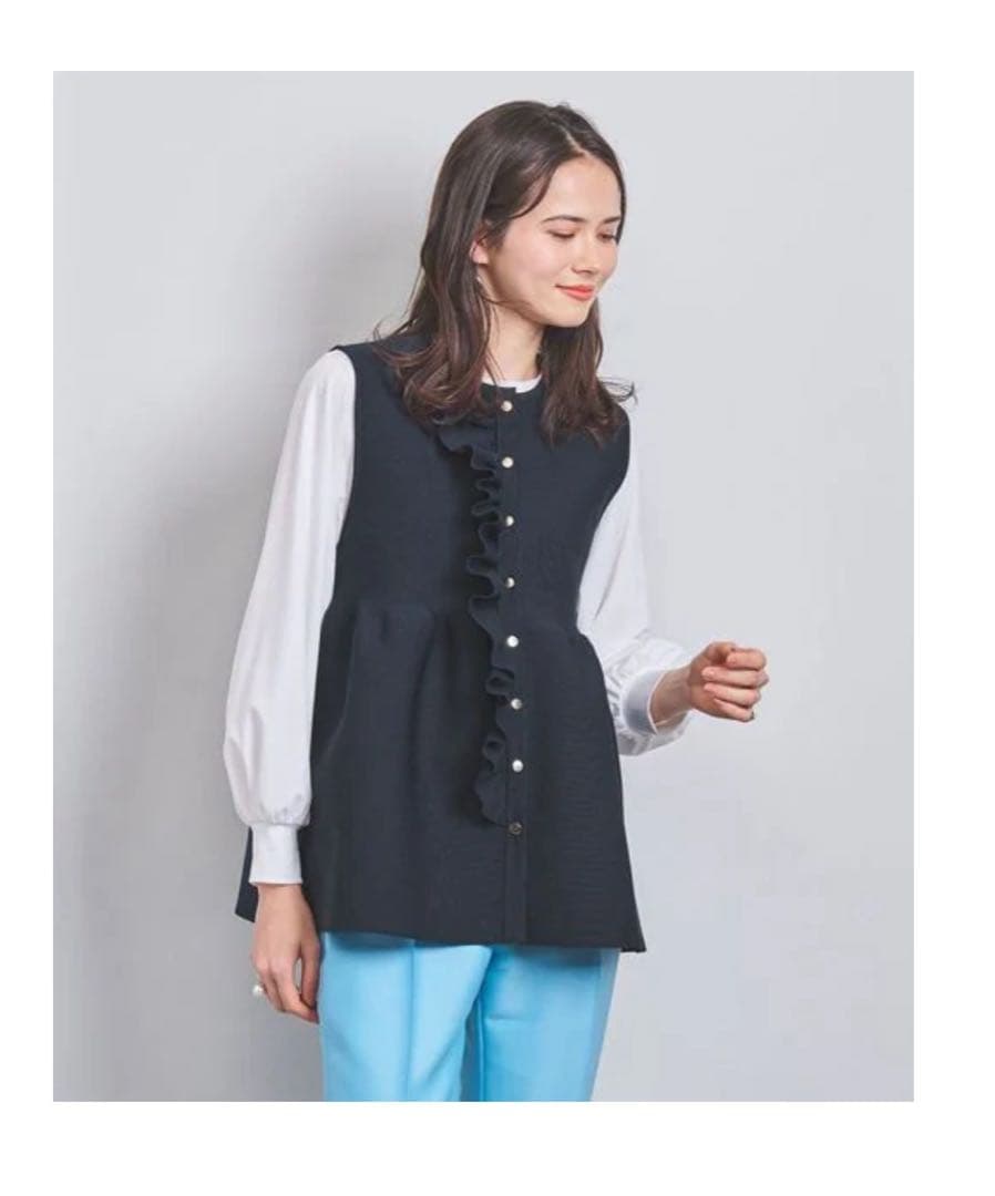 UNITED ARROWS・Pフリル　ベスト　ペプラム