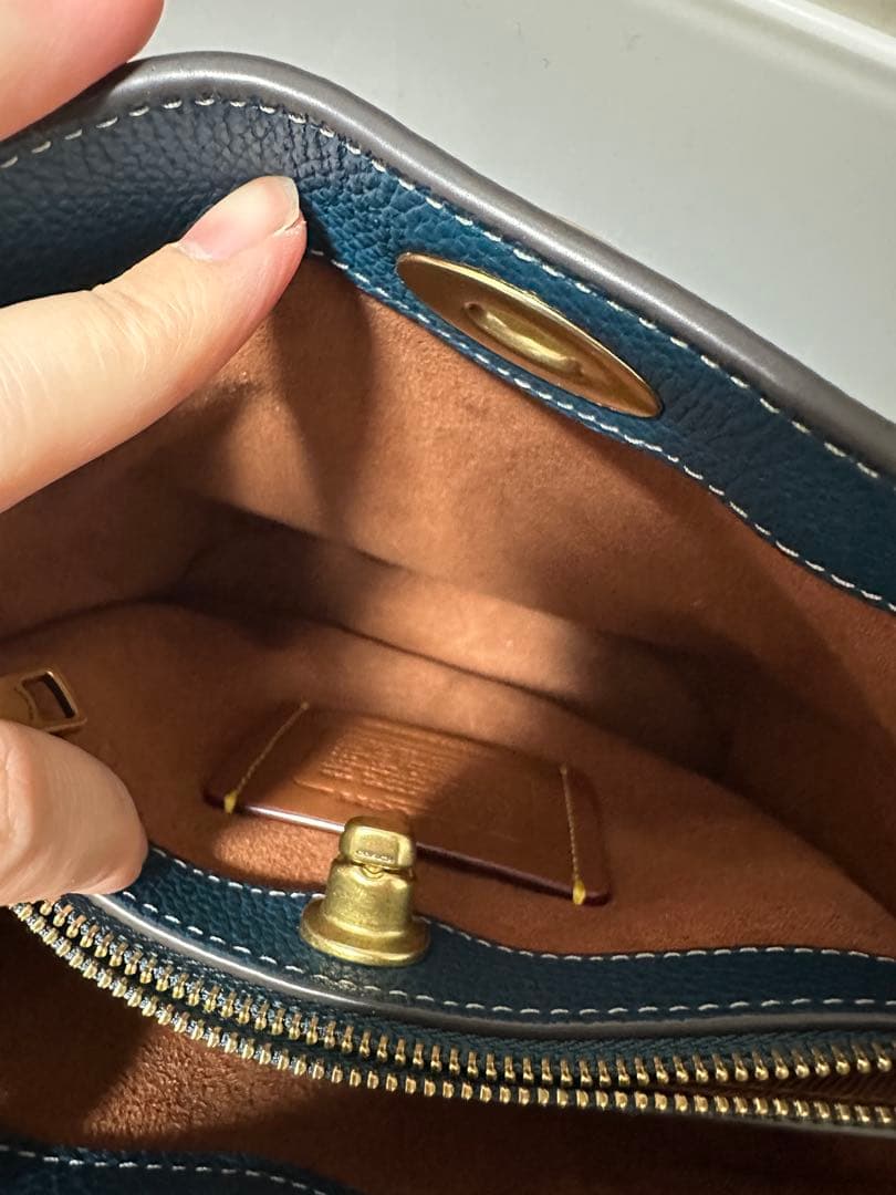 coach ウィロウ19 ソフト バケット バッグ　ブラス/マリン