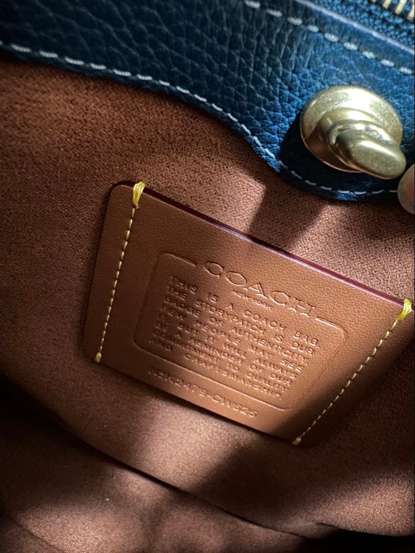 coach ウィロウ19 ソフト バケット バッグ　ブラス/マリン