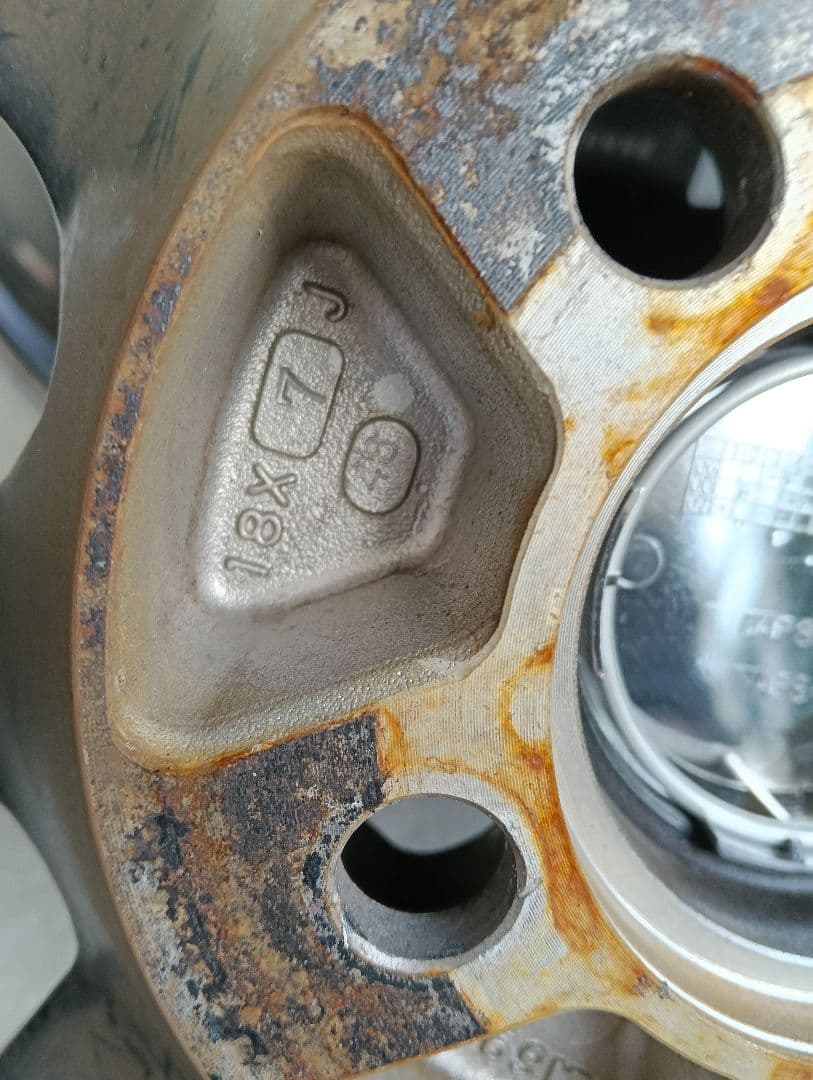 エンケイ PF01 18インチ 7J PCD100 5穴 +48 2本 送料込