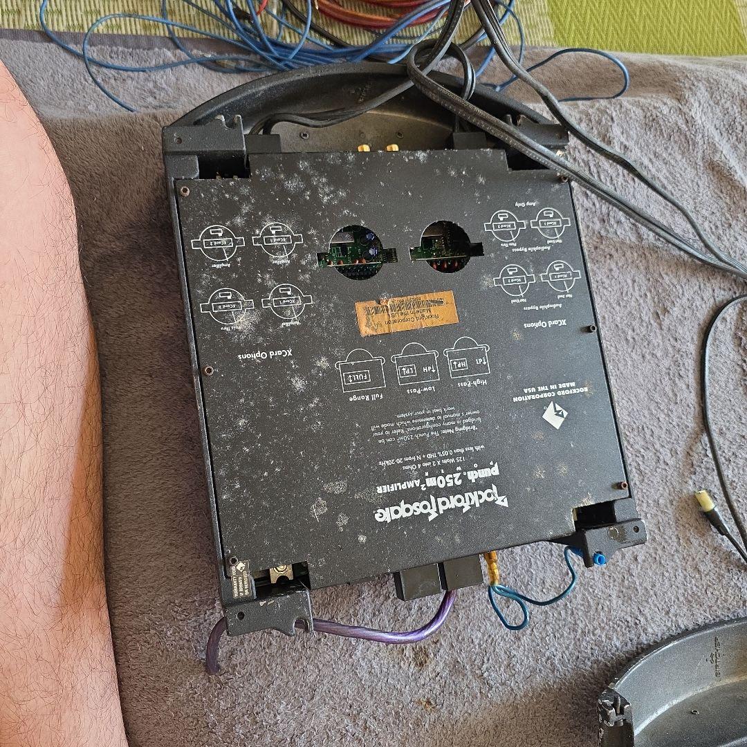 Rockford Fosgate Punch 250m2 アンプ