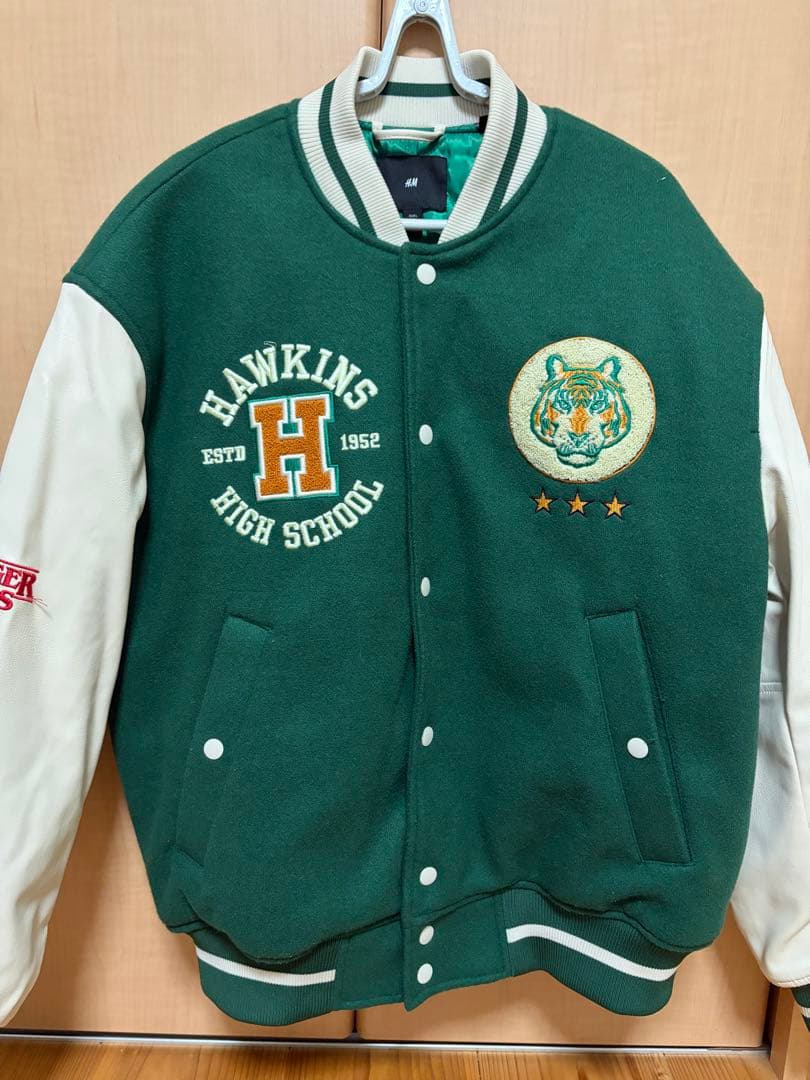 『レア物』Stranger Things コラボスタジャン